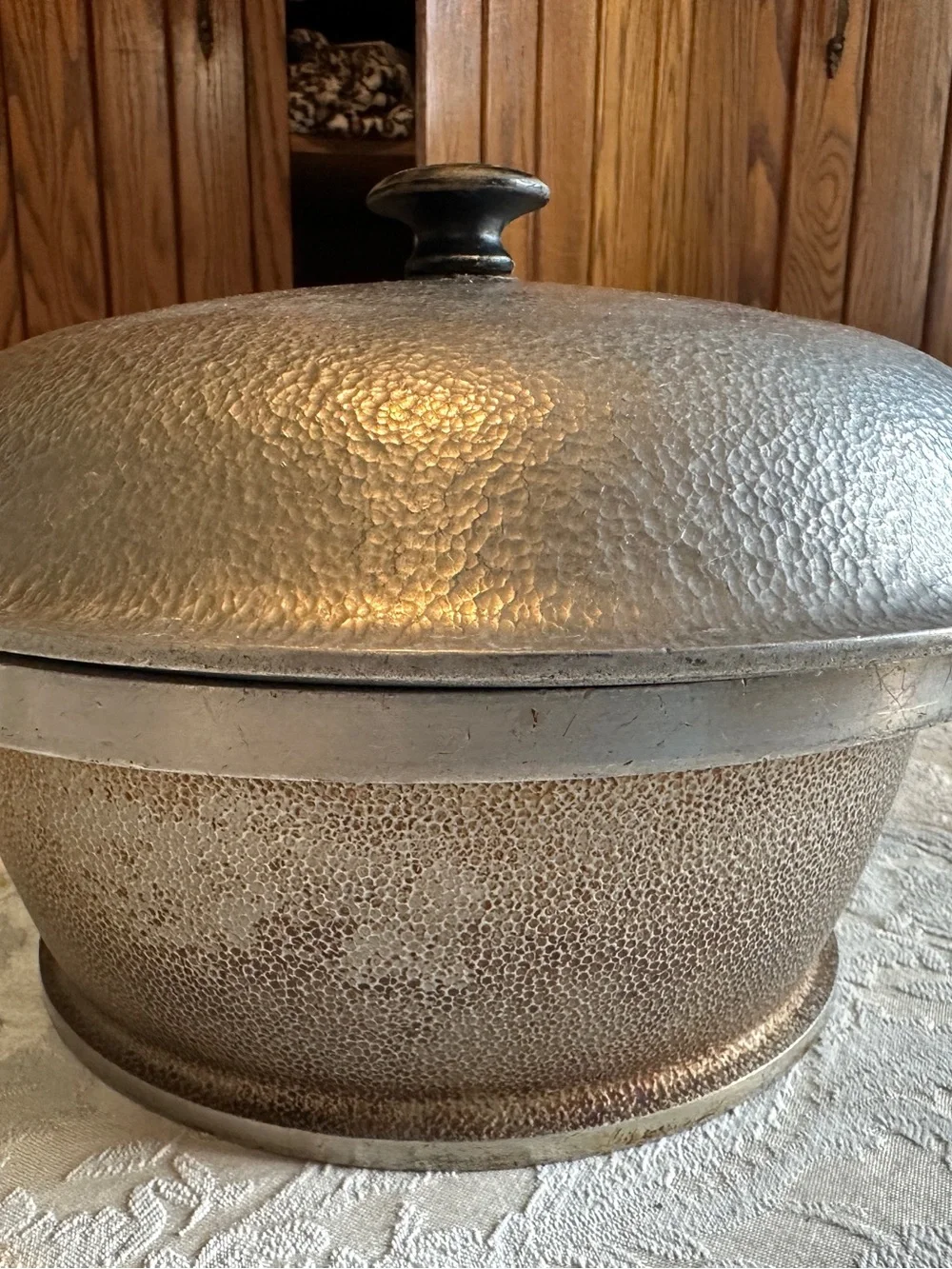 Guardian Service Ware pot vintage hammered aluminum round dutch oven lid 9.5 in